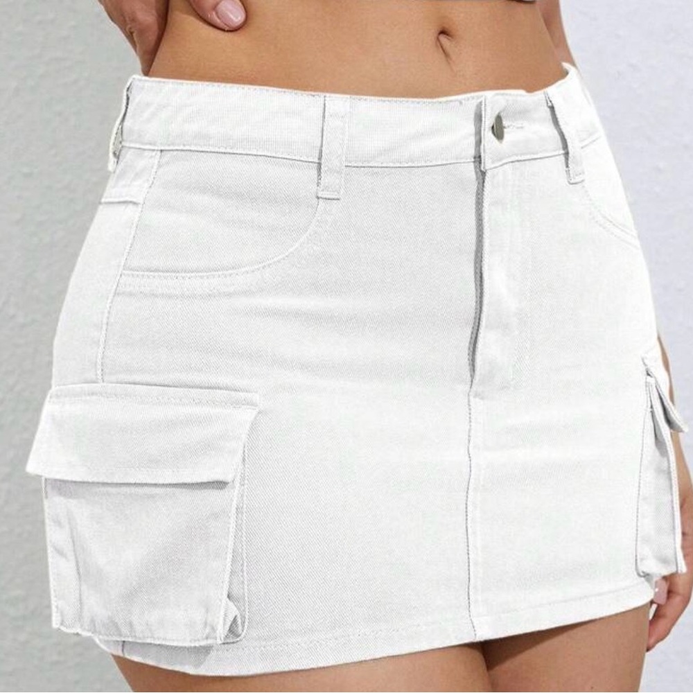 Women's White Cargo Skirt